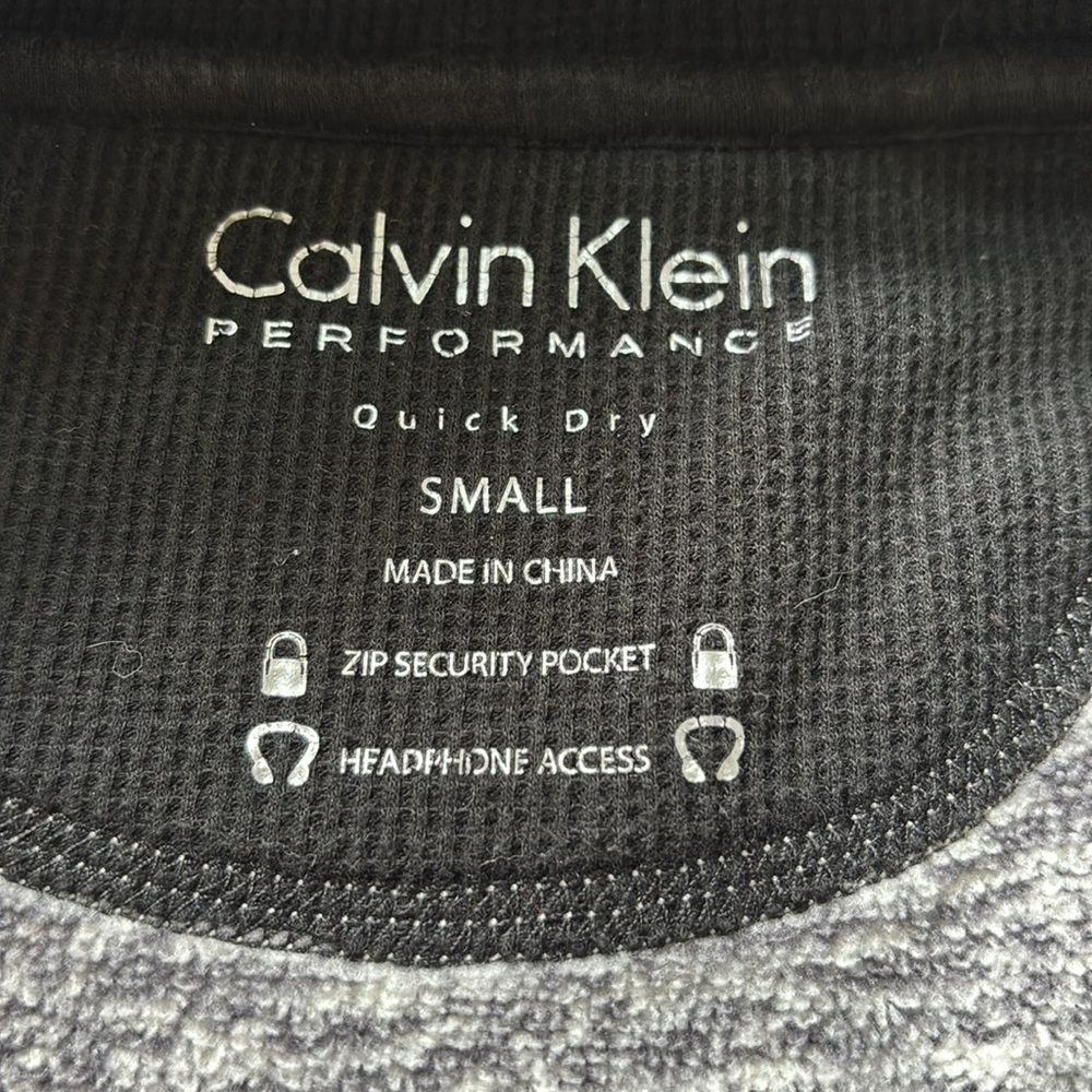 Calvin Klein performance jacket - Picture 4 of 7